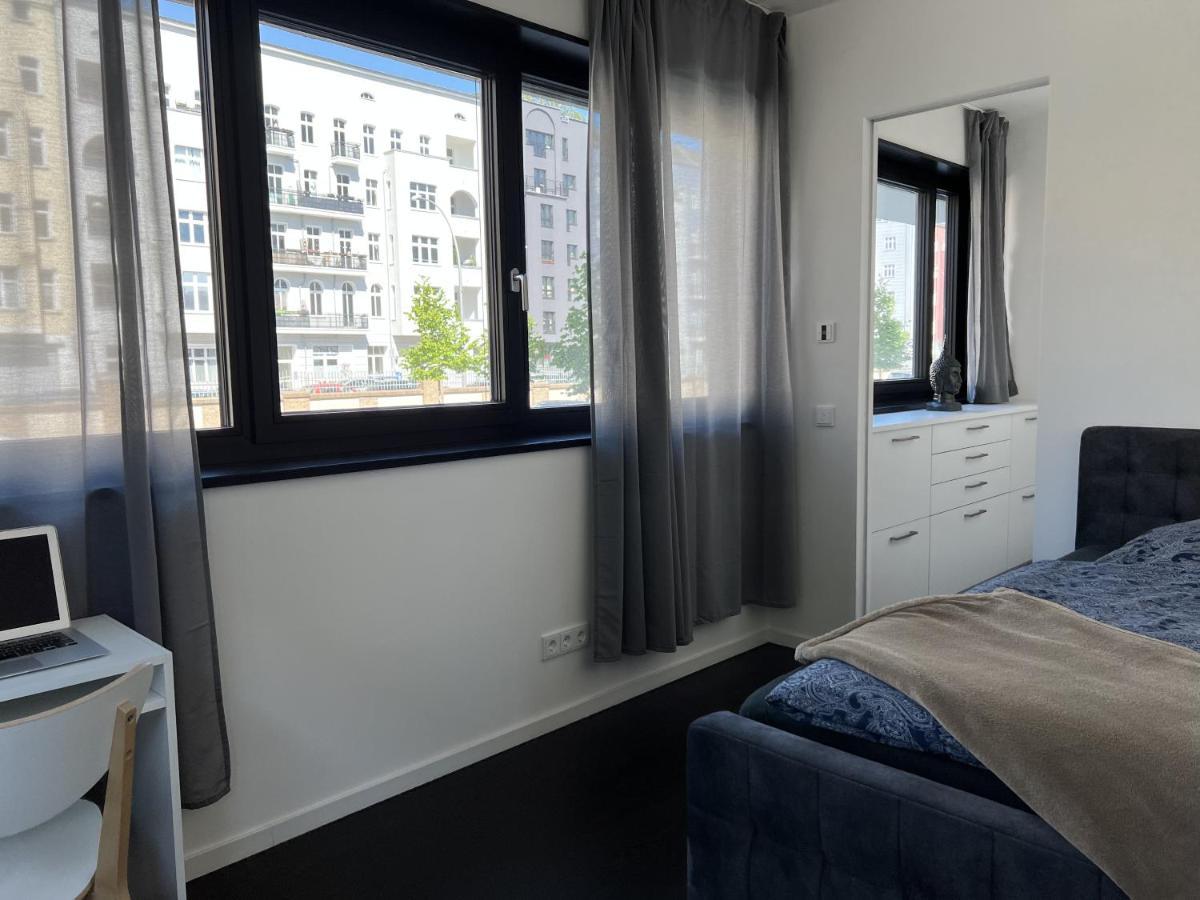 Luxury Waterfront Apartment Berlín Exteriér fotografie